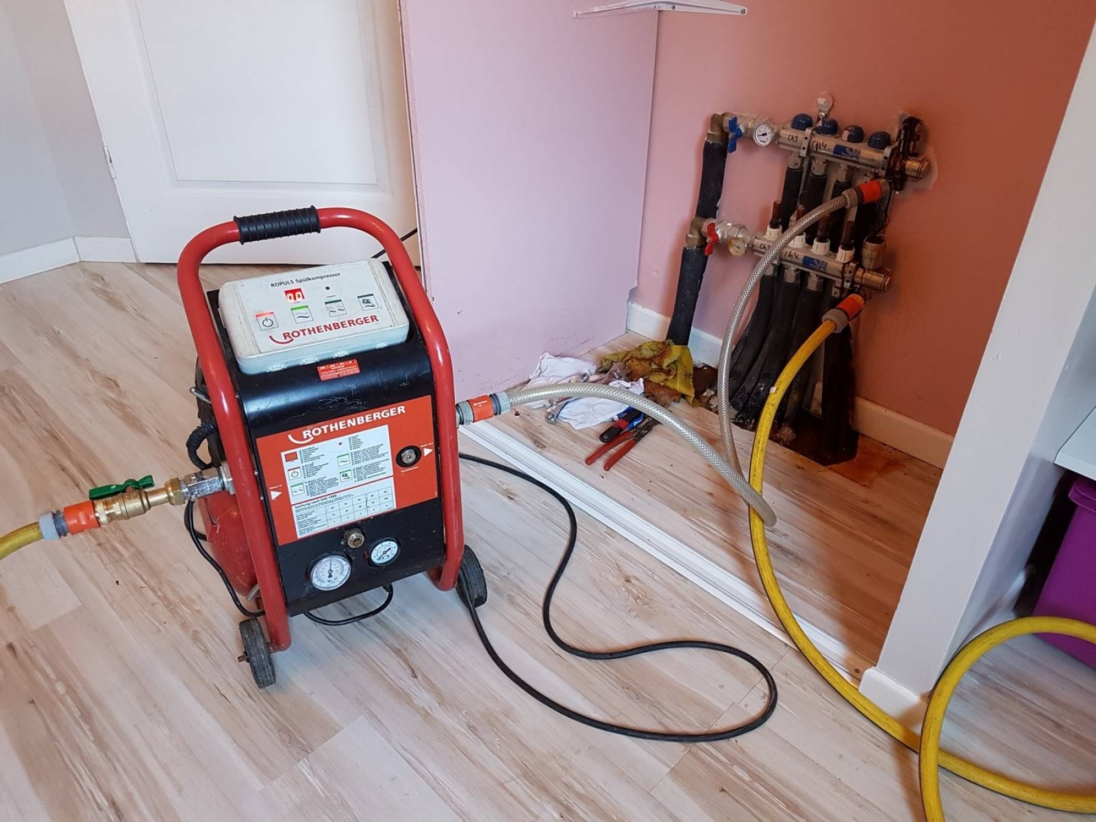 Hürriyet Vaillant Hermetik Şofben Kombi Bakımı
